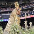 Hermoso gesto de fraternidad junto a la Virgen de la Almudena